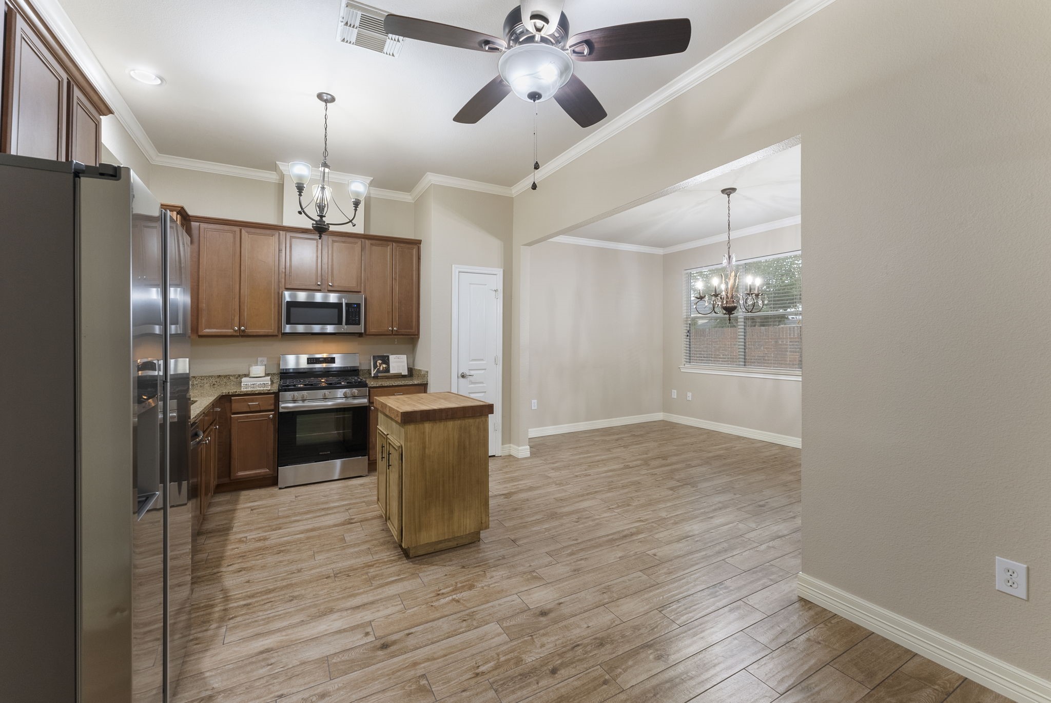 9622 Old Timber Lane Spring, TX 77379 - Photo 15 of 50