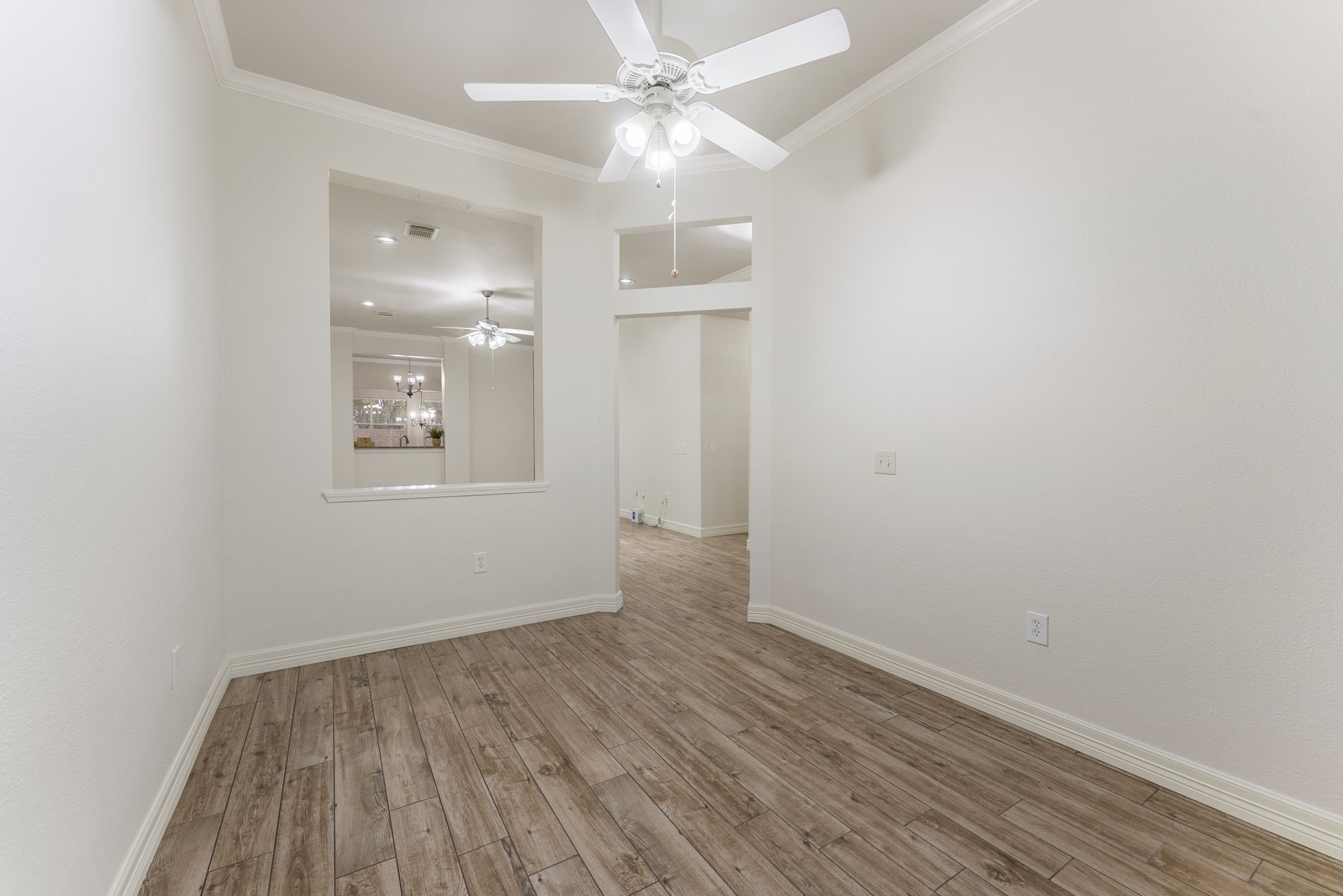 9622 Old Timber Lane Spring, TX 77379 - Photo 8 of 50