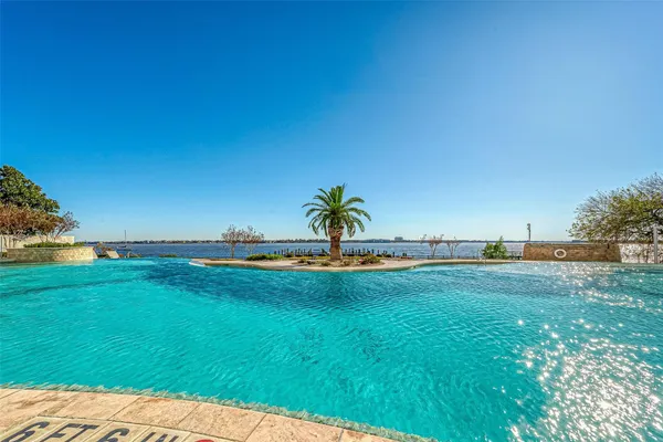 $724,000 | 4821 East NASA Parkway, Unit 22E, Pasadena, TX 77586