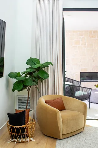 $14,000 | 506 Goldenrod Avenue, Unit B, Corona del Mar, CA 92625