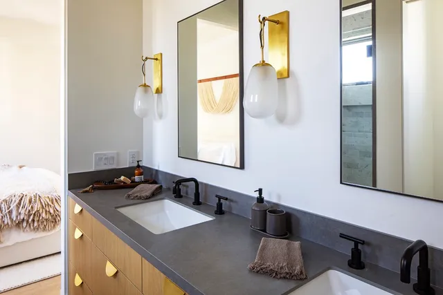 $14,000 | 506 Goldenrod Avenue, Unit B, Corona del Mar, CA 92625