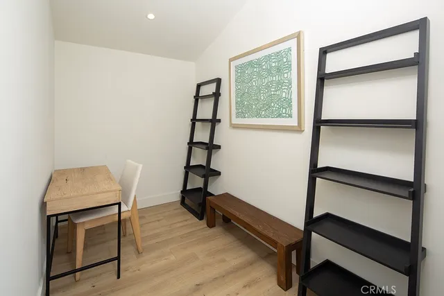 $14,000 | 506 Goldenrod Avenue, Unit B, Corona del Mar, CA 92625