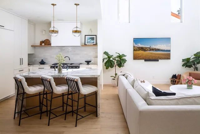 $14,000 | 506 Goldenrod Avenue, Unit B, Corona del Mar, CA 92625