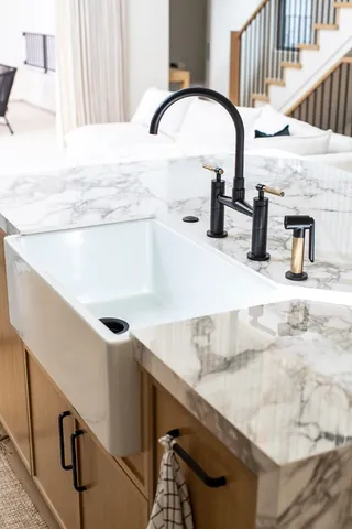 $14,000 | 506 Goldenrod Avenue, Unit B, Corona del Mar, CA 92625