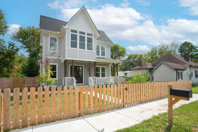 $3,100 | 1611 Century Street, Nashville, TN 37208