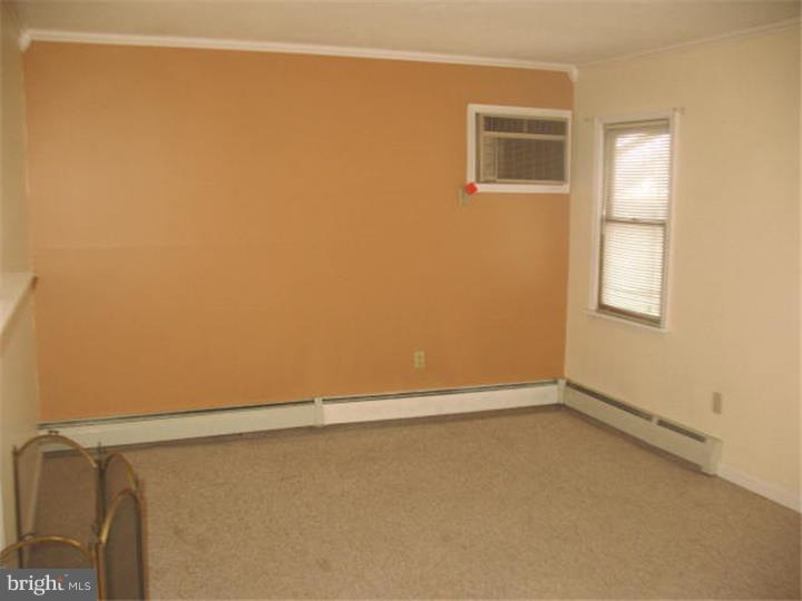 65 Gable Hill Road Levittown, PA 19057 - Photo 5 of 13 Gallery Image 5