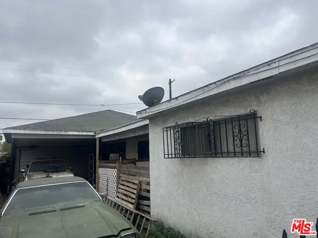 $495,000 | 814 East 104th Street, Los Angeles, CA 90002