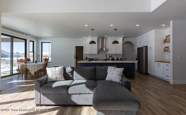 $734,900 | 162 Honeybee Lane, Afton, WY 83110