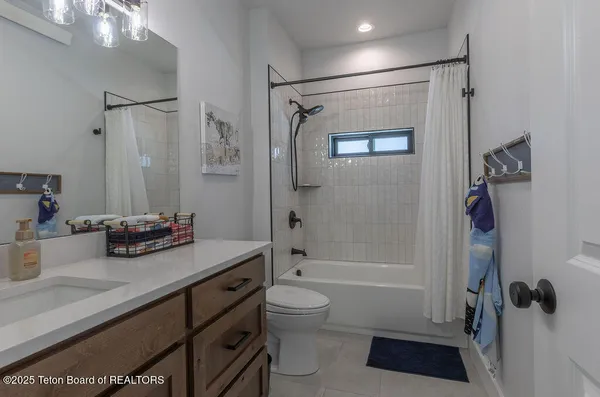 $734,900 | 162 Honeybee Lane, Afton, WY 83110