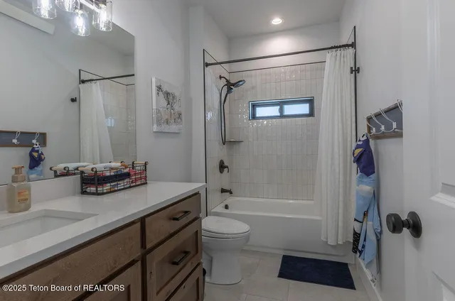 $749,900 | 162 Honeybee Lane, Afton, WY 83110