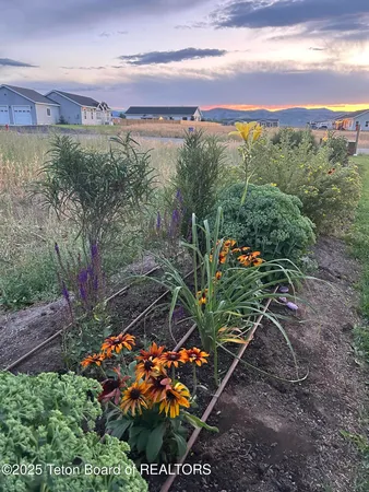 $734,900 | 162 Honeybee Lane, Afton, WY 83110