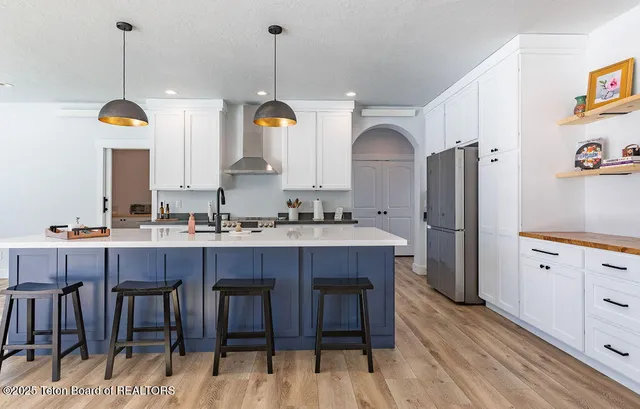 $749,900 | 162 Honeybee Lane, Afton, WY 83110