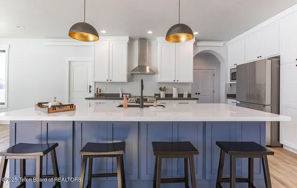 $734,900 | 162 Honeybee Lane, Afton, WY 83110