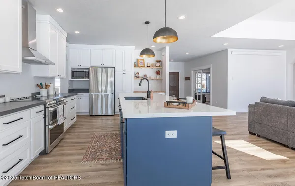 $734,900 | 162 Honeybee Lane, Afton, WY 83110