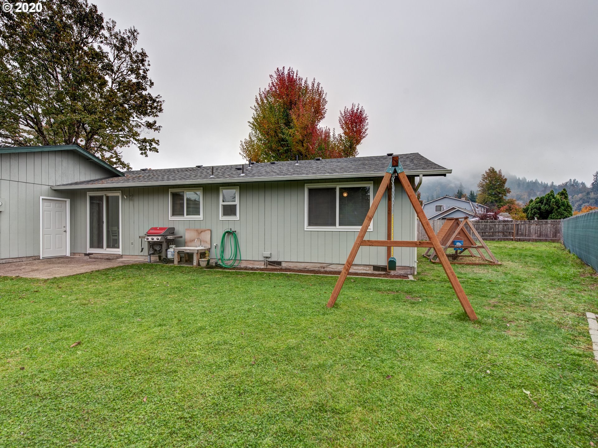 404 63rd Street Springfield, OR 97478 - Photo 22 of 27 Gallery Image 22