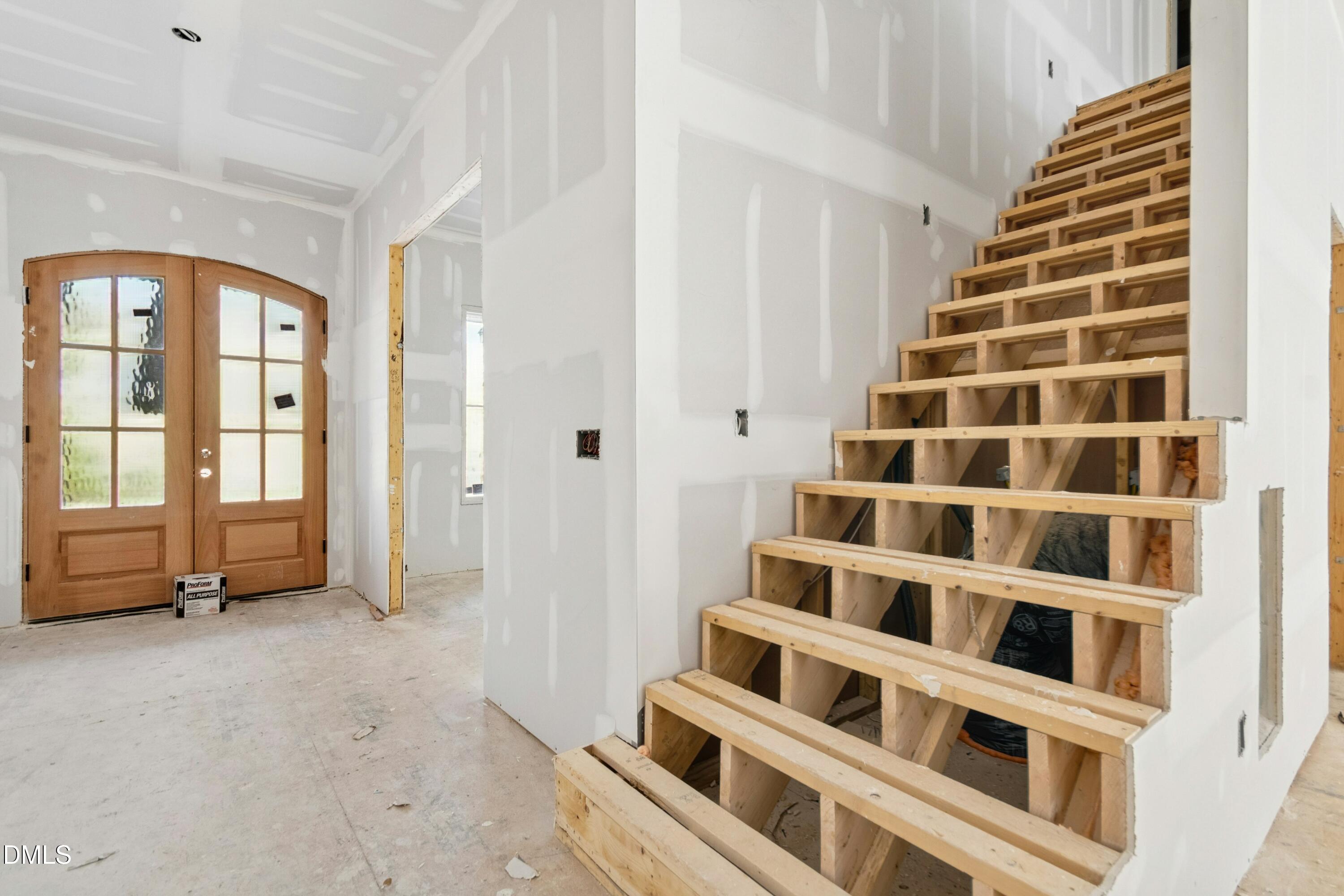 2008 Cadenza Lane Raleigh, NC 27614 - Photo 4 of 16 002-489405-IMG_0411