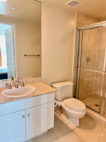 $4,000 | 3370 Hidden Bay Drive, Unit 909, Aventura, FL 33180