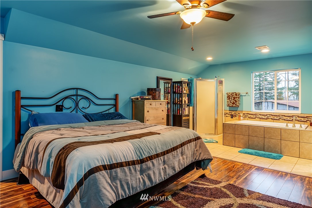 17841 Old Lake Samish Road Bellingham, WA 98229 - Photo 12 of 40 Gallery Image 12