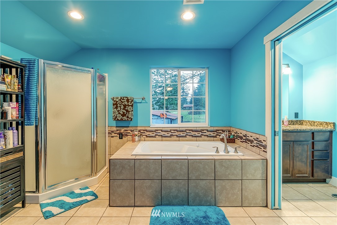 17841 Old Lake Samish Road Bellingham, WA 98229 - Photo 13 of 40 Gallery Image 13