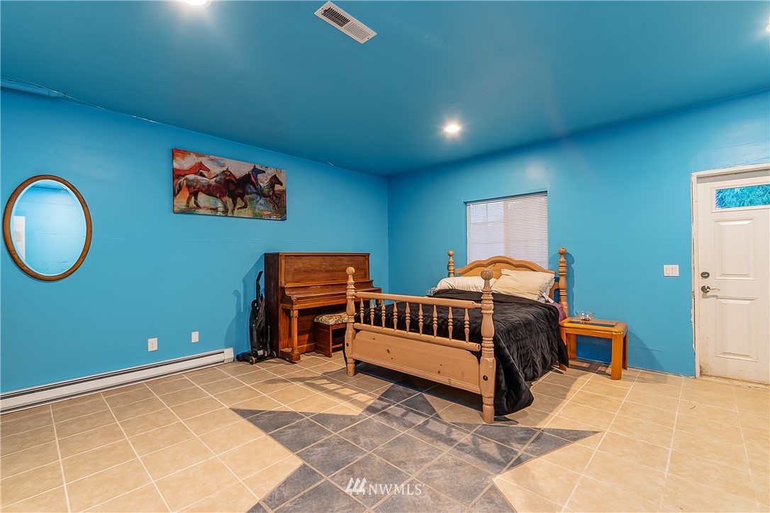 17841 Old Lake Samish Road Bellingham, WA 98229 - Photo 20 of 40 Gallery Image 20