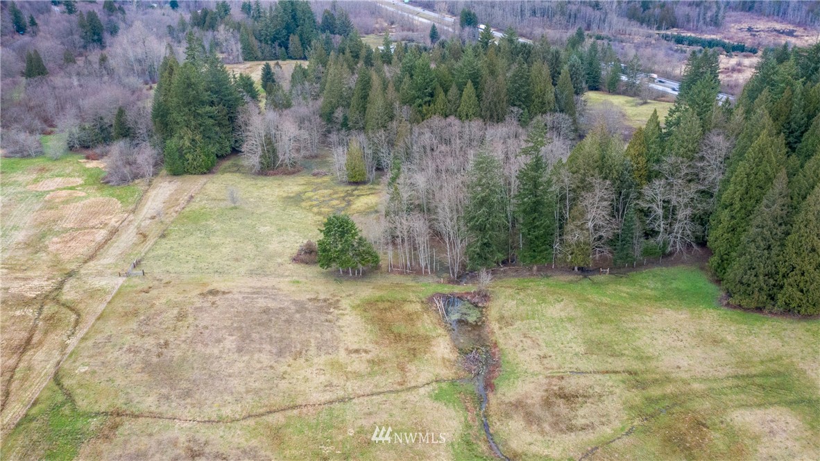17841 Old Lake Samish Road Bellingham, WA 98229 - Photo 37 of 40 Gallery Image 37