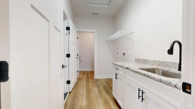 $369,900 | 23 TIPHNE Lane, Lynchburg, VA 24502