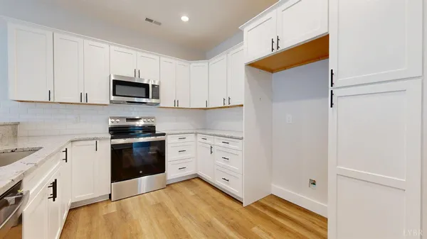 $369,900 | 23 TIPHNE Lane, Lynchburg, VA 24502
