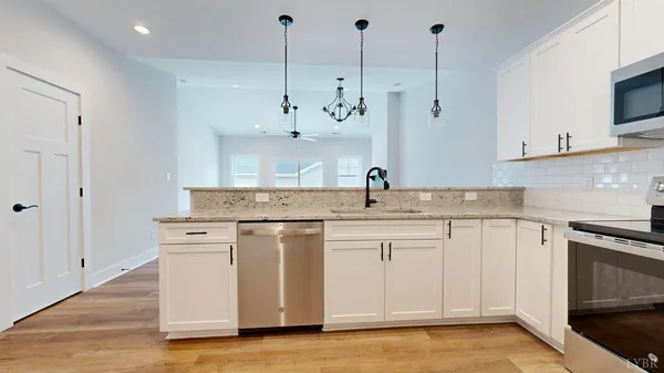 $369,900 | 23 TIPHNE Lane, Lynchburg, VA 24502