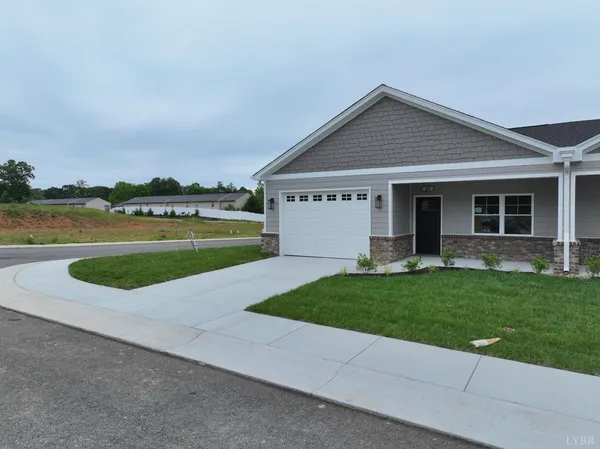 $369,900 | 23 TIPHNE Lane, Lynchburg, VA 24502