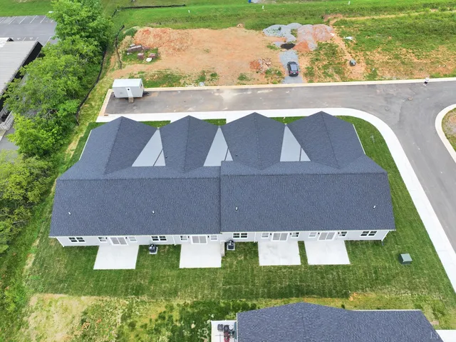 $369,900 | 23 TIPHNE Lane, Lynchburg, VA 24502