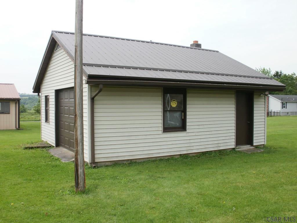 748 Stoystown Road Somerset, PA 15501 - Photo 8 of 23