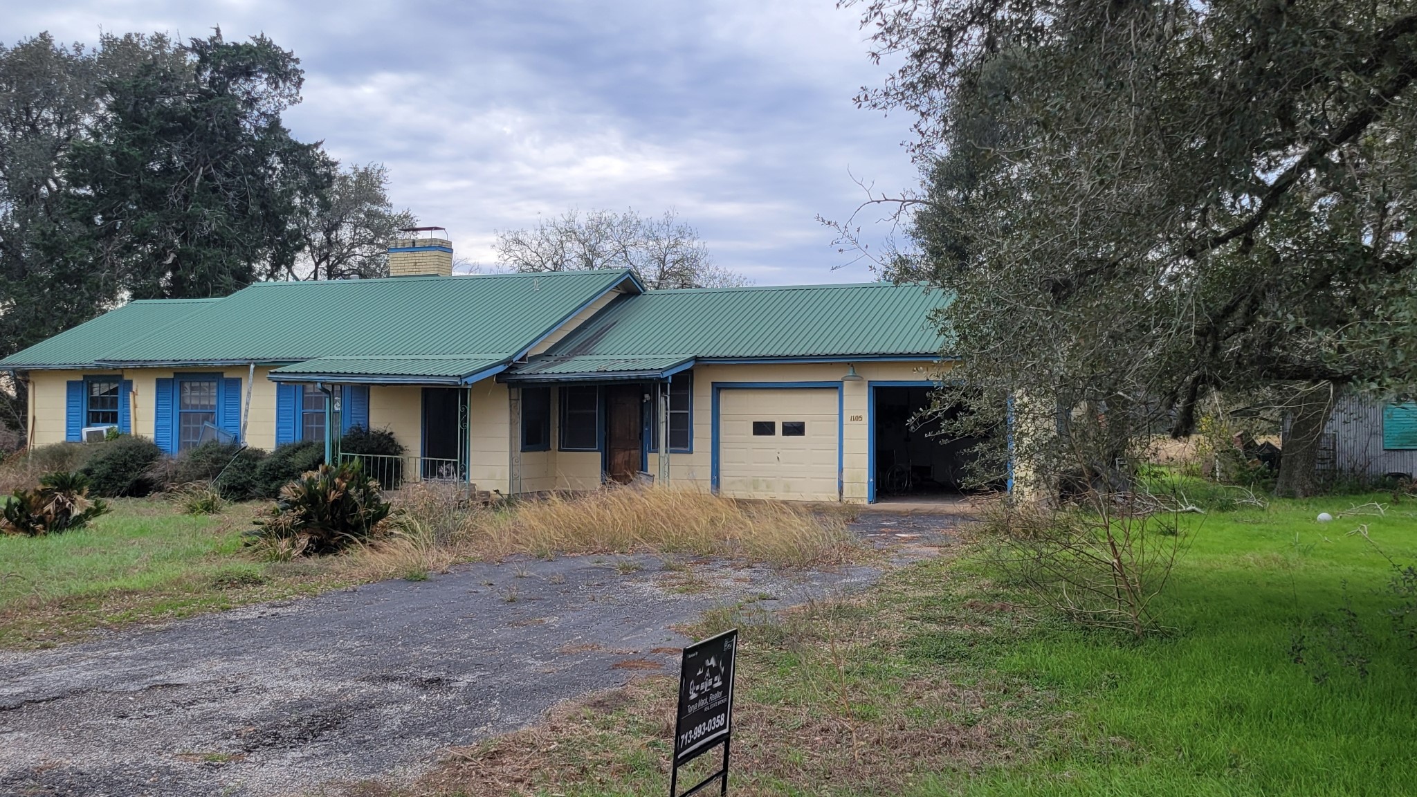 1105 Clipson Road Eagle Lake, TX 77434 - Photo 5 of 11