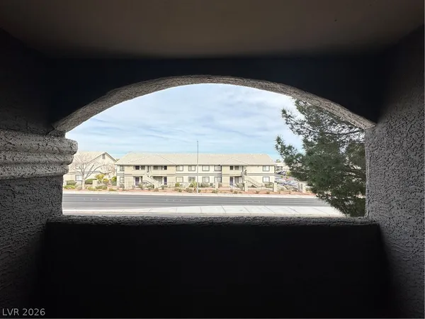 $1,100 | 5055 West Hacienda Avenue, Unit 2203, Las Vegas, NV 89118