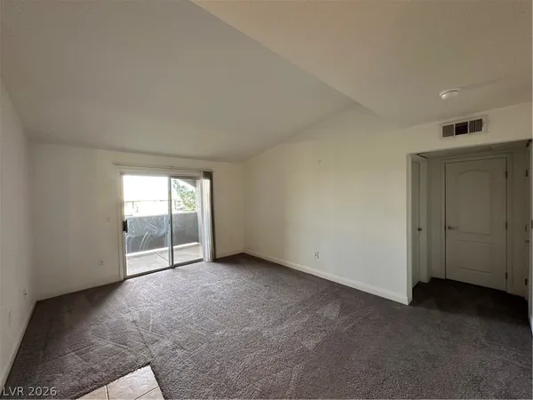 $1,100 | 5055 West Hacienda Avenue, Unit 2203, Las Vegas, NV 89118