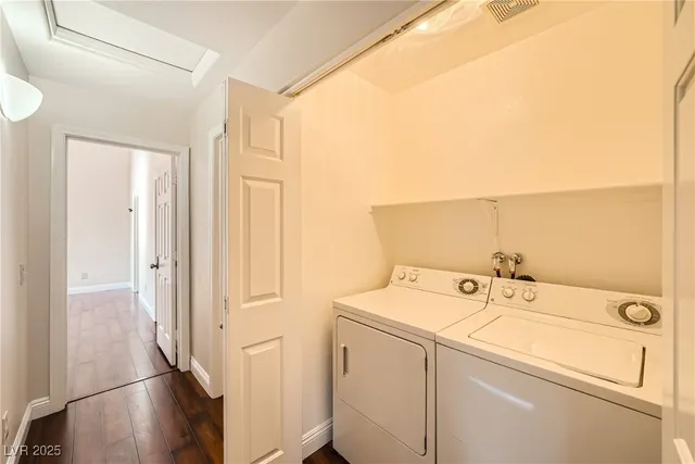 $1,740 | 2152 Quartz Cliff Street, Unit 204, Las Vegas, NV 89117