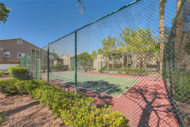$1,740 | 2152 Quartz Cliff Street, Unit 204, Las Vegas, NV 89117