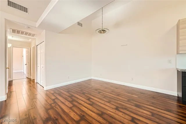 $1,740 | 2152 Quartz Cliff Street, Unit 204, Las Vegas, NV 89117