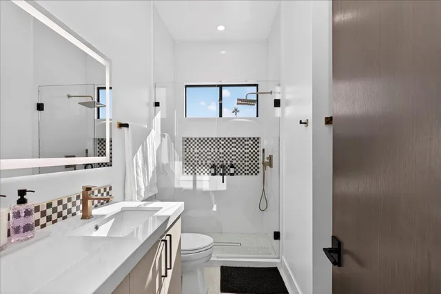 $15,000 | 51116 Avenida Mendoza, La Quinta, CA 92253