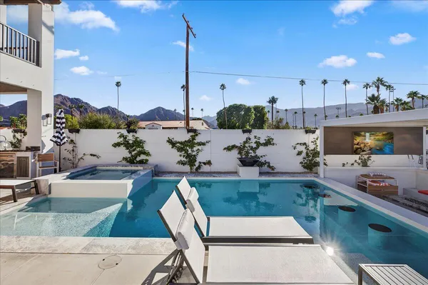 $25,000 | 51116 Avenida Mendoza, La Quinta, CA 92253