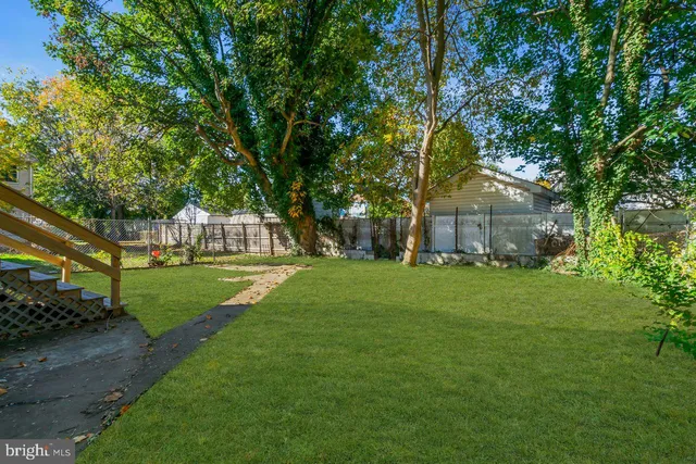 $375,000 | 125 Robbins Avenue, Ewing, NJ 08638