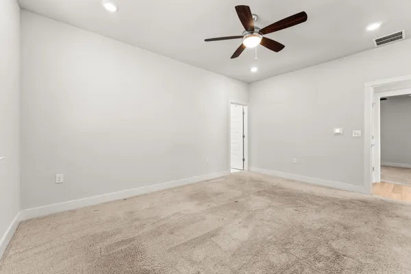 $3,300 | 232 Lessin Lane, Unit B, Austin, TX 78704