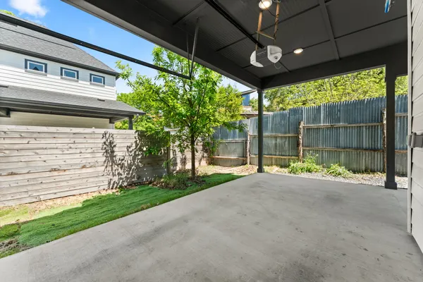 $3,300 | 232 Lessin Lane, Unit B, Austin, TX 78704