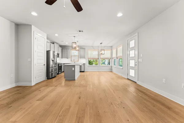 $3,300 | 232 Lessin Lane, Unit B, Austin, TX 78704