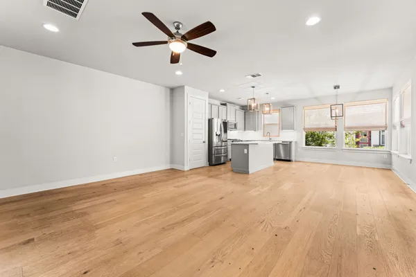 $3,300 | 232 Lessin Lane, Unit B, Austin, TX 78704