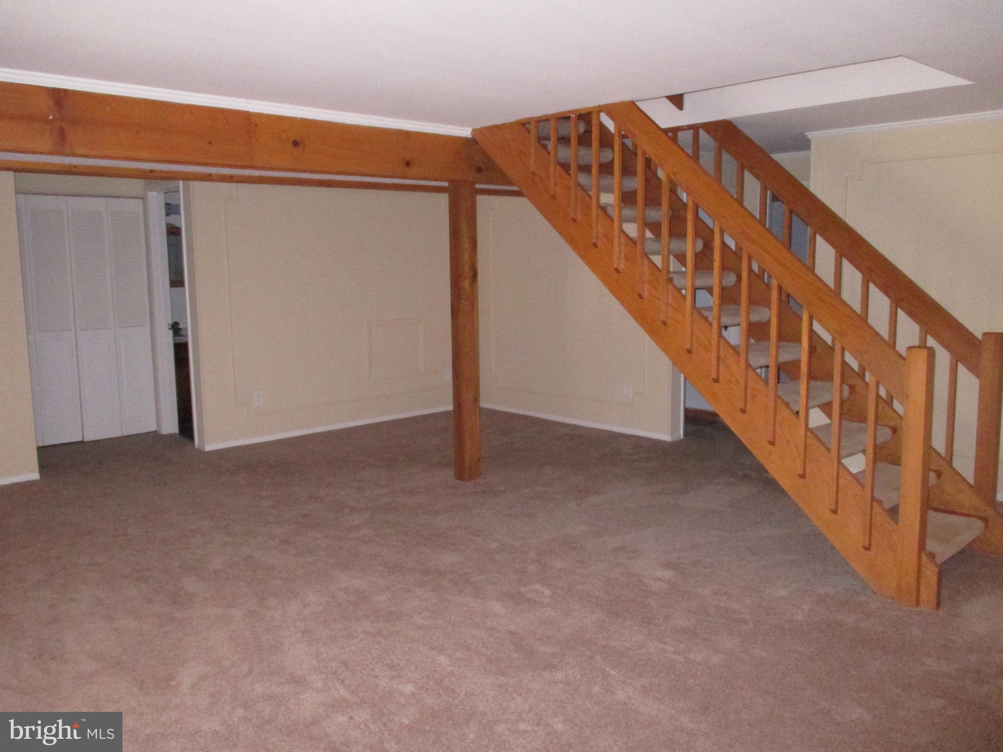 19601 Sparr Spring Road Gaithersburg, MD 20886 - Photo 18 of 23