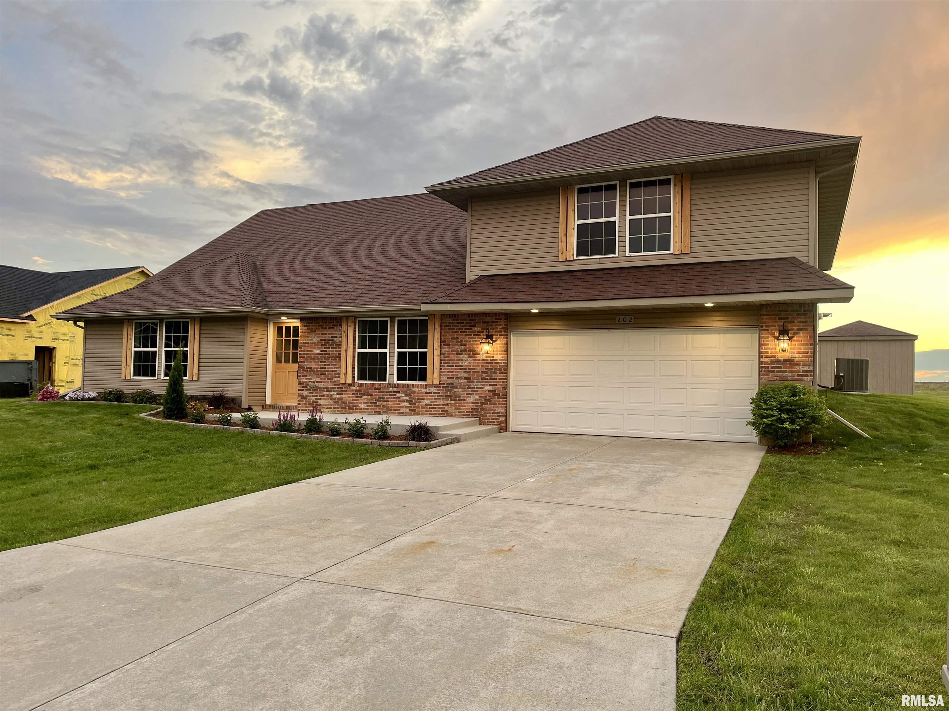 202 Stallion Way Goodfield, IL 61742 - Photo 3 of 99