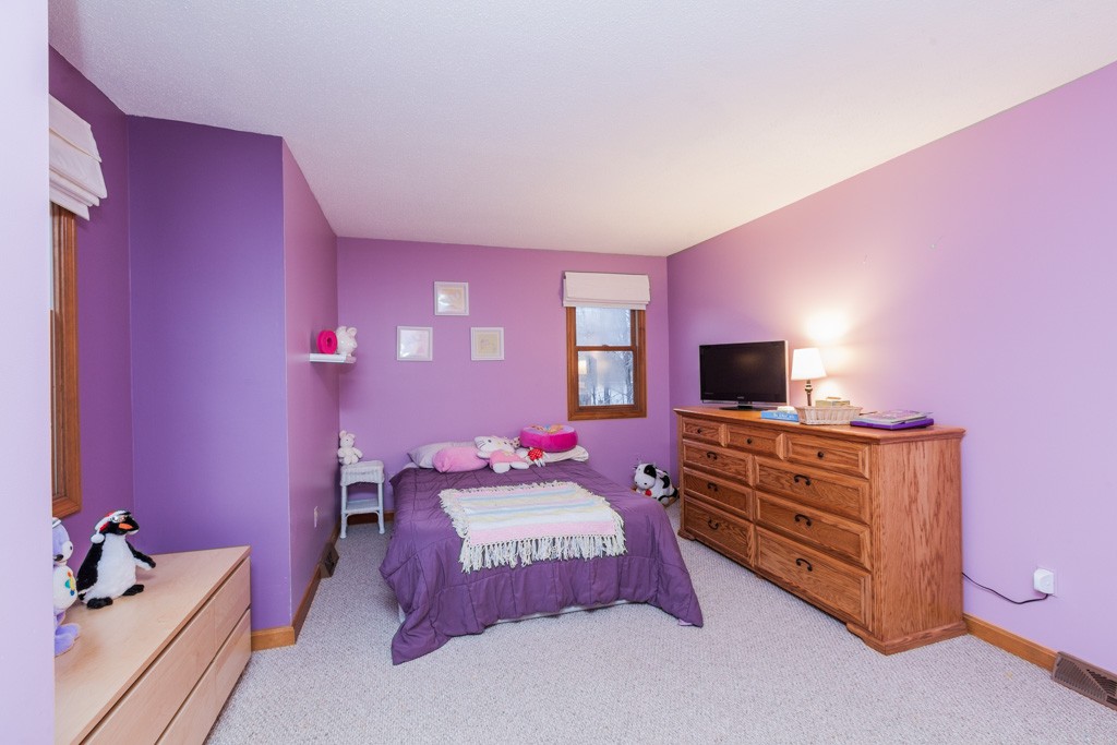 93 Hillside Road Southwick, MA 01077 - Photo 20 of 24 Gallery Image 20