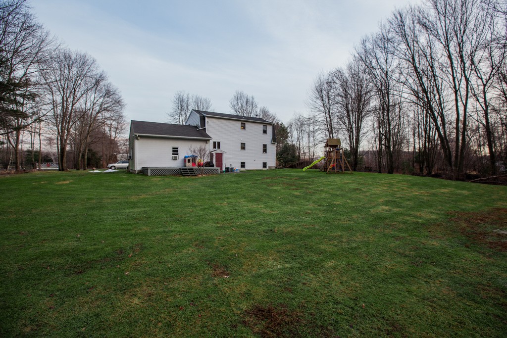 93 Hillside Road Southwick, MA 01077 - Photo 4 of 24 Gallery Image 4