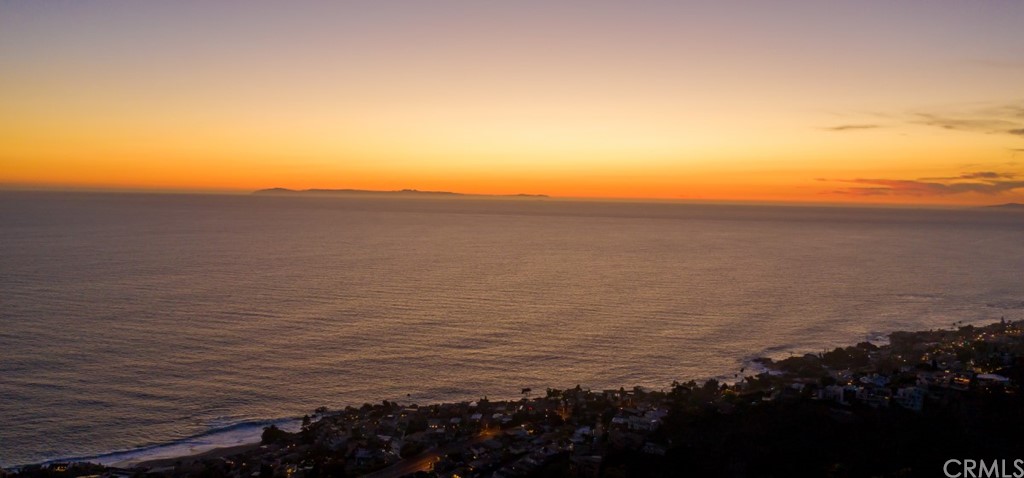 319 Cypress Drive, Unit B Laguna Beach, CA 92651 - Photo 27 of 39 a view of an ocean