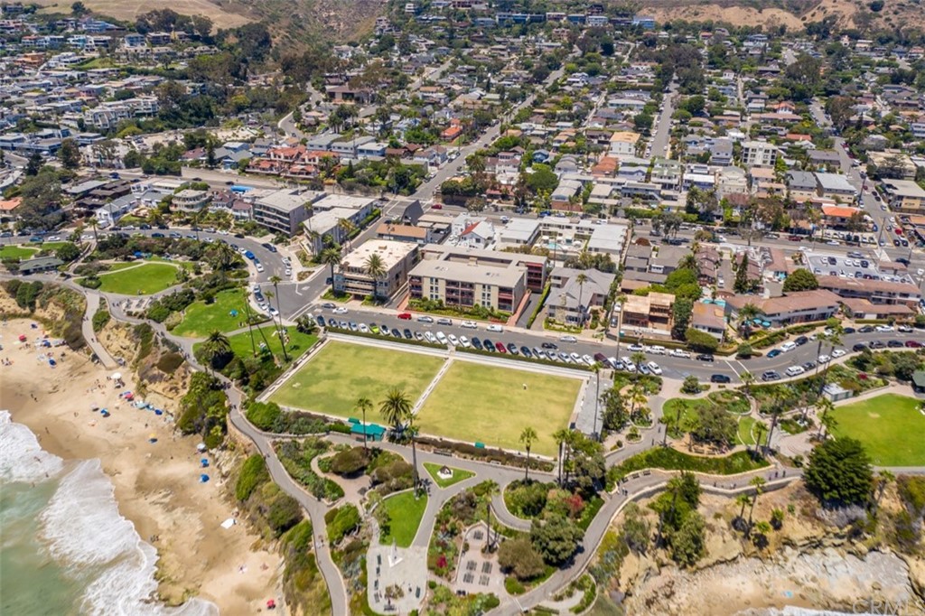 319 Cypress Drive, Unit B Laguna Beach, CA 92651 - Photo 38 of 39 an aerial view of residential houses with yard